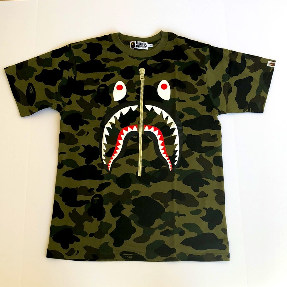 NWT BAPE 1st Camo Shark Tee Green/Camo M